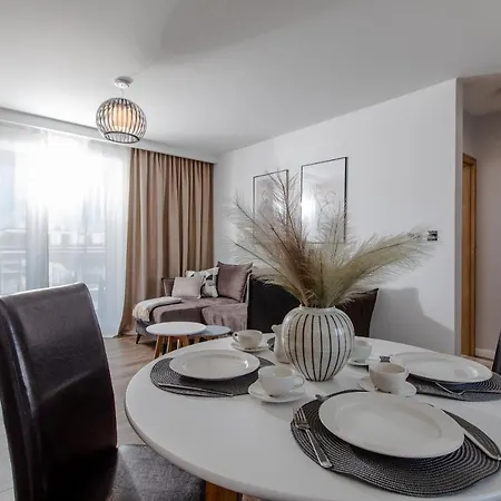 Apartment Klifowa 65 *